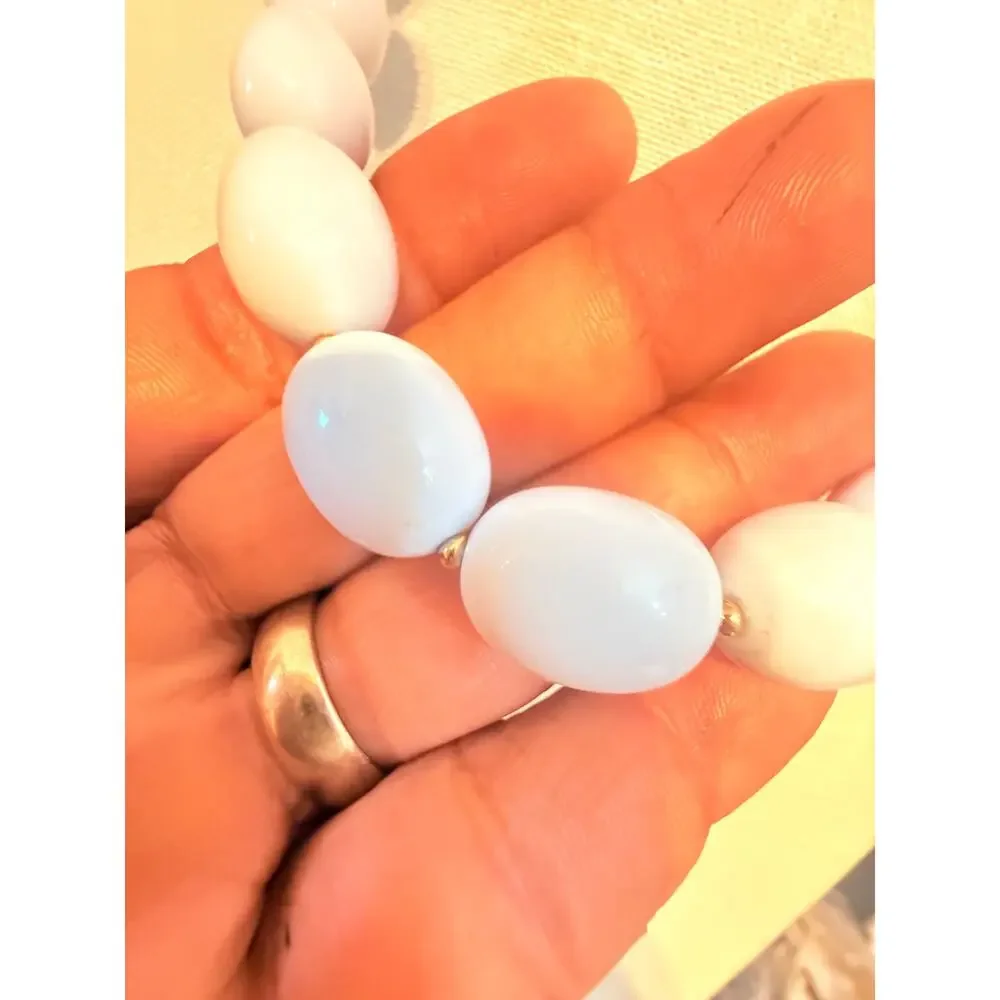 Vintage Monet White Oval Graduated Bead Necklace 22”
